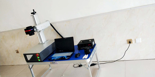 夜市摆摊用的激光打标机多少钱一台？