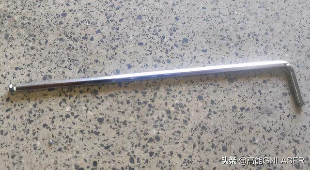 激光焦点(激光焦点位置的含义)  第8张